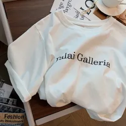 Áo thun nữ cổ tròn in chữ basic